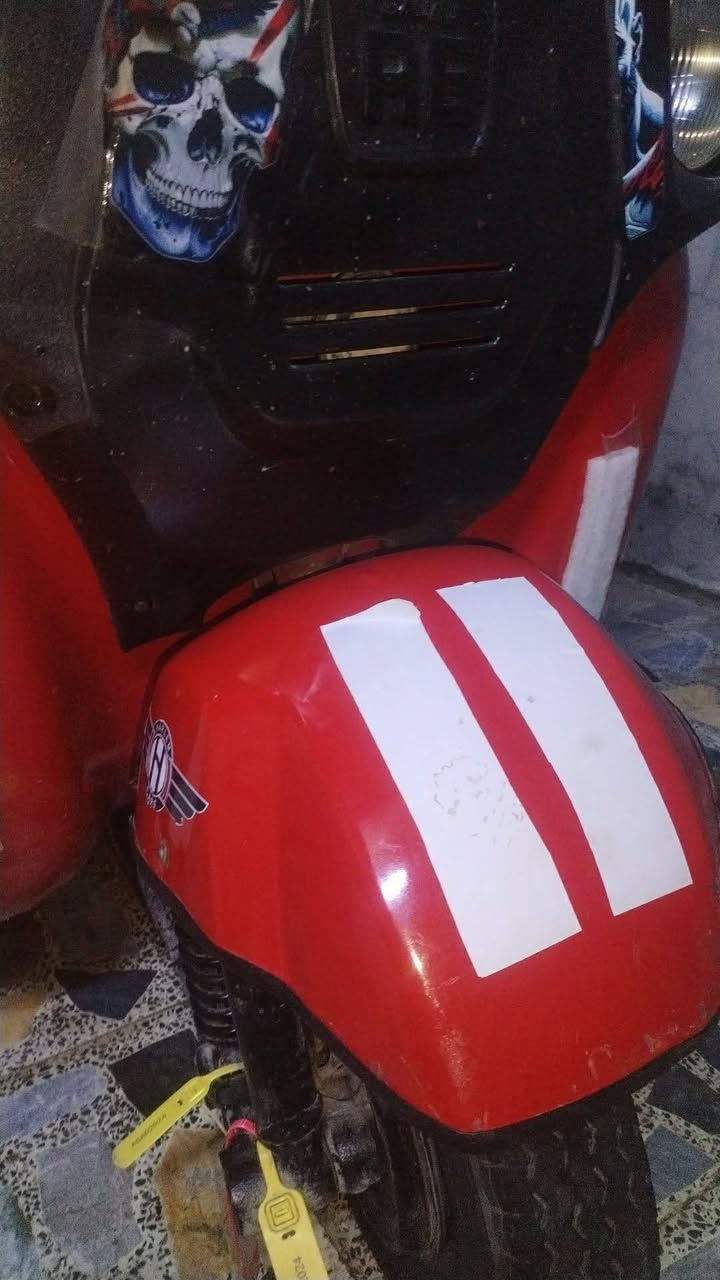 سلام عليكم تكتك للبيع موديل 2018 بيها مكينه 20 التكتك اوراق اصوليه السعر 4 وبيها مجال نضيفه اكثر ماتصور ***********
