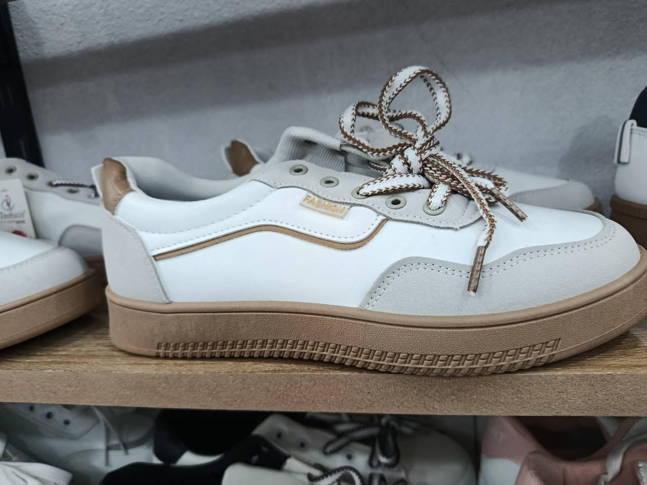 مجمع محمد)حي العسكري قرب مجمع بيت فاخر


**إذا كنت صاحب هذا الإعلان وتريد حذفه لأي سبب، رجاءا أرسل رسالة إلى الدعم الفني**