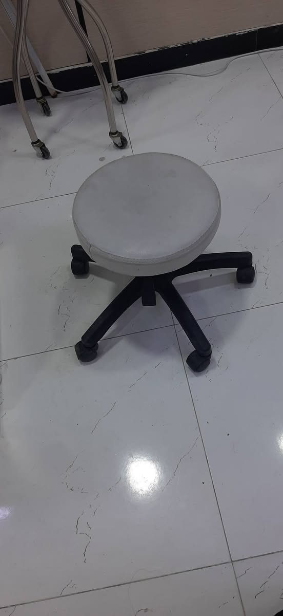 اغراض صالون 
فاترينات عدد 2 الوحده ب90 
ستول عدد 3 الواحد ب50
مكاني ناصريه مركز


**إذا كنت صاحب هذا الإعلان وتريد حذفه لأي سبب، رجاءا أرسل رسالة إلى الدعم الفني**