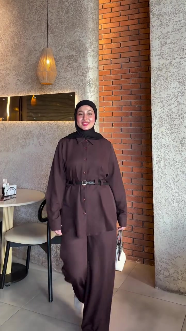أزياء ارام 
سوت مـع الحزام / قميص طول 75 سم كيلوت 105
. رقم ( 1 ) يلبس 38 _ 40 
. رقم ( 2 ) يلبس 42 _ 44
. رقم ( 3 ) يلبس 46 _ 48


**إذا كنت صاحب هذا الإعلان وتريد حذفه لأي سبب، رجاءا أرسل رسالة إلى الدعم الفني**