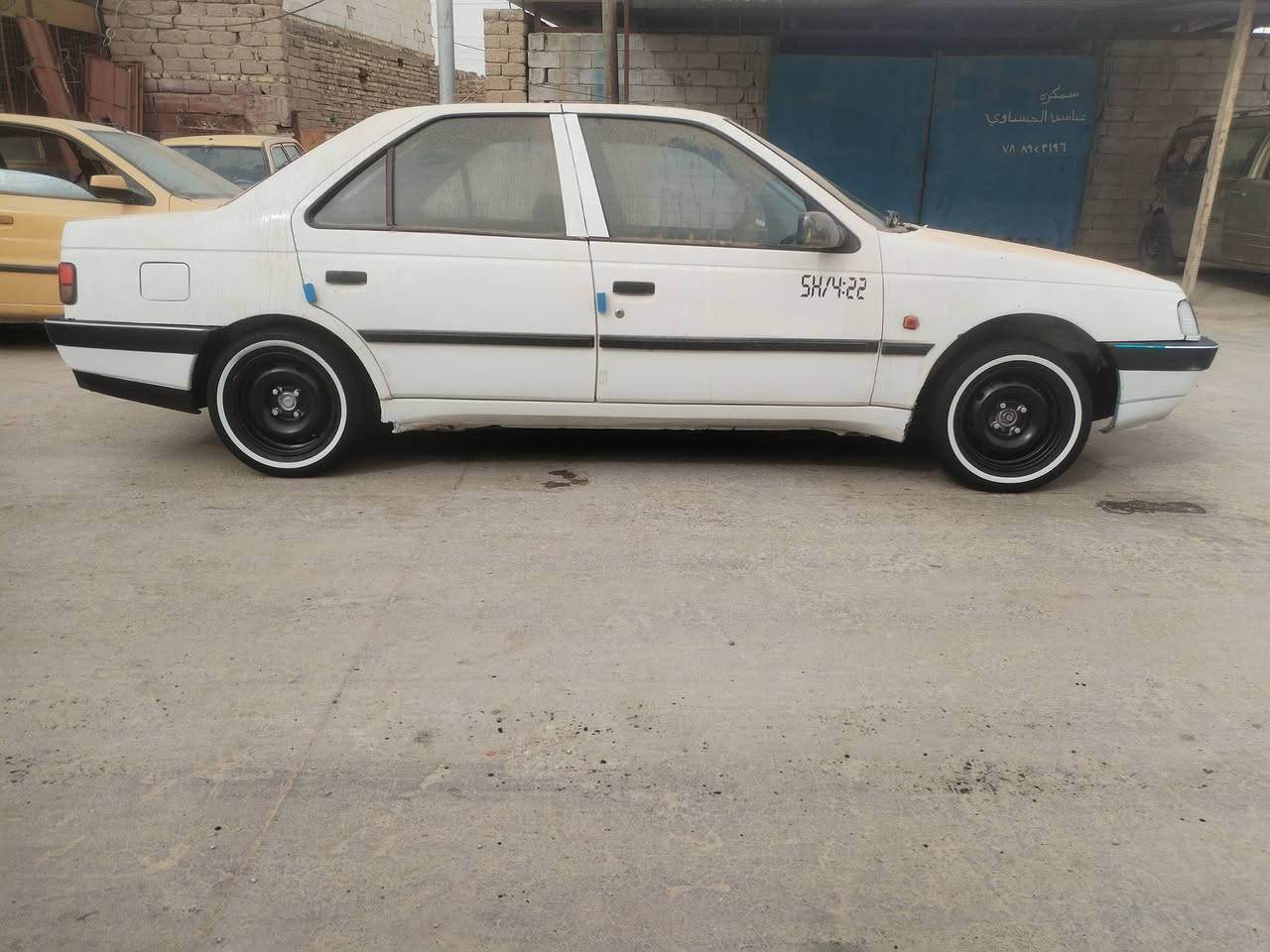 سلام عليكم بيجو 405
رقم ذي قار بسمي سنويه لل31 
كير مكينه شرط لا تنقيص ولا تبخير تبريد خير من الله تخم تاير حداديه كله جديد سياره مال جناي للستفسار الاتصال على الرقم ***********
