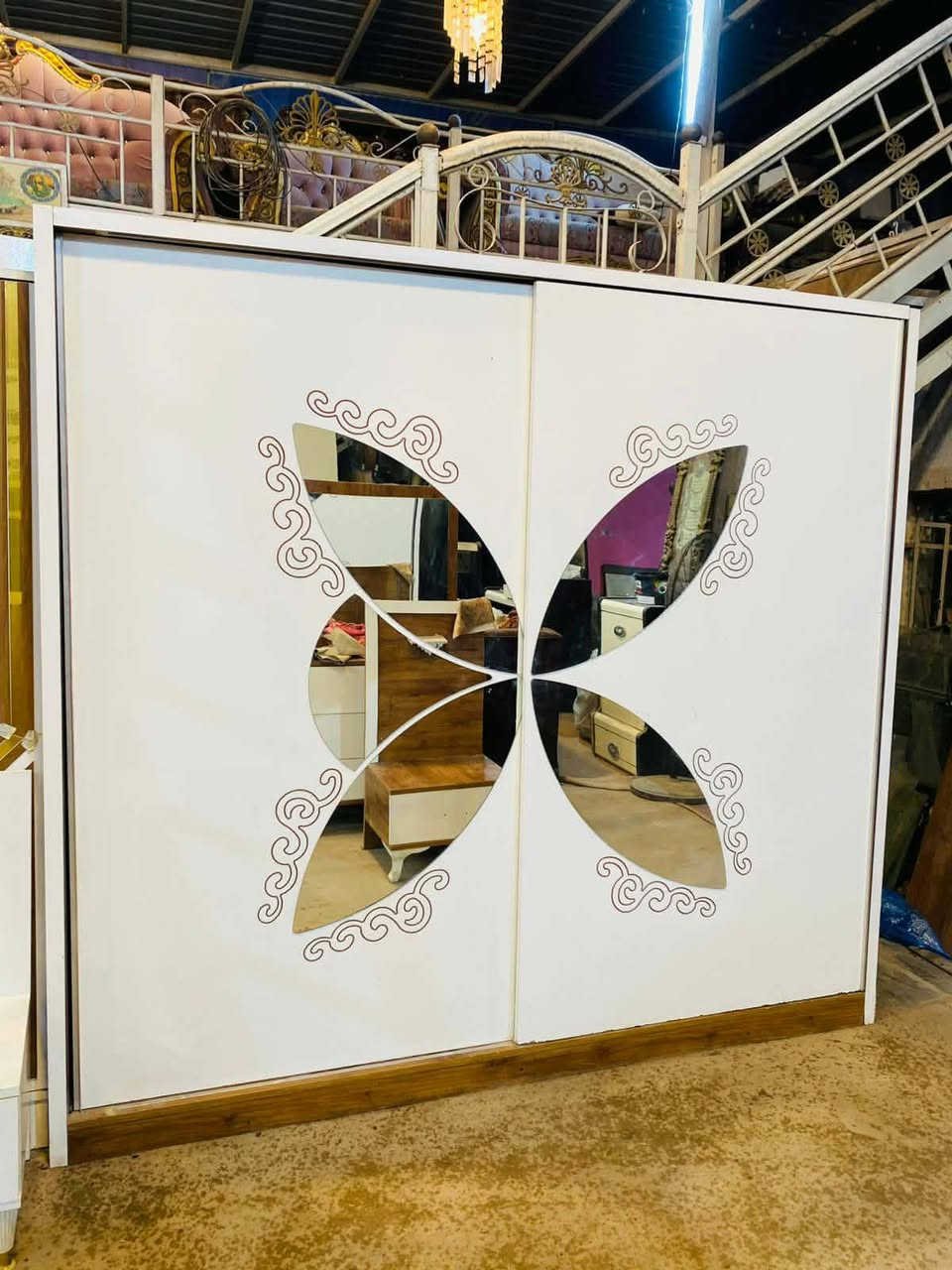 غرفة نوم تركي
مستعمل نضيف 
تتكون من 5 قطع
 والسادسة هدية طابورية
نضافة 90/95%💯
السعر 👈450👈 ألف فقط
مع نقل وشد داخل بغداد مجاني


**إذا كنت صاحب هذا الإعلان وتريد حذفه لأي سبب، رجاءا أرسل رسالة إلى الدعم الفني**