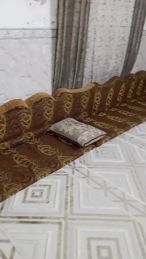 جلسات ارضيه للبيع مستعملات قليل للاستفسار ***********

