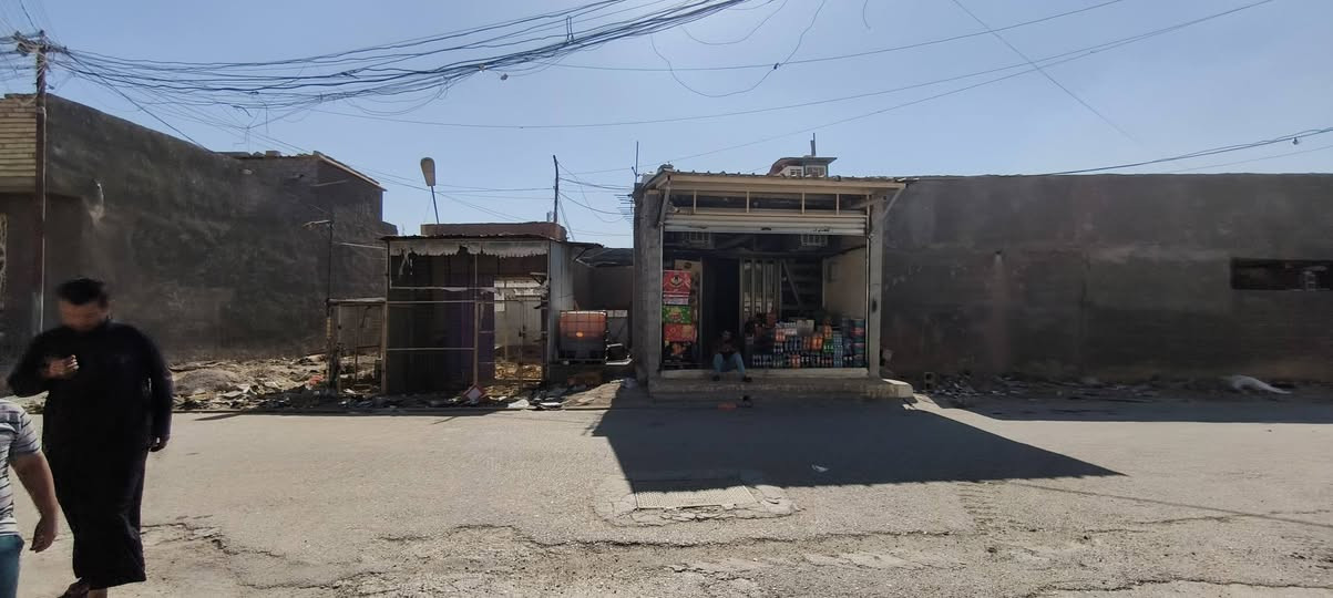 سلام عليكم...
بيت البيع مساحه155متر بناء هيكل ويا اسوق من ضمن المساحه  (وبيبانه وشبابيكه كماله يعني تجي بس تكمله) بضهر مدرسة المختار ب5بيوت اني مكلف بل نشر هاذه رقم صاحب الدار التواصل ويا(***********واساب)
