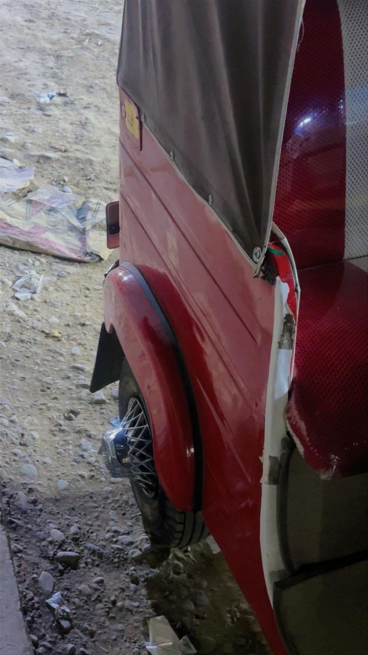 سلام عليكم تكتك مديل 18 نضيفه فول ما نقصه اي شي كبل الشارع صبغه جديده تحويل ثاني يوم رقم ***********
