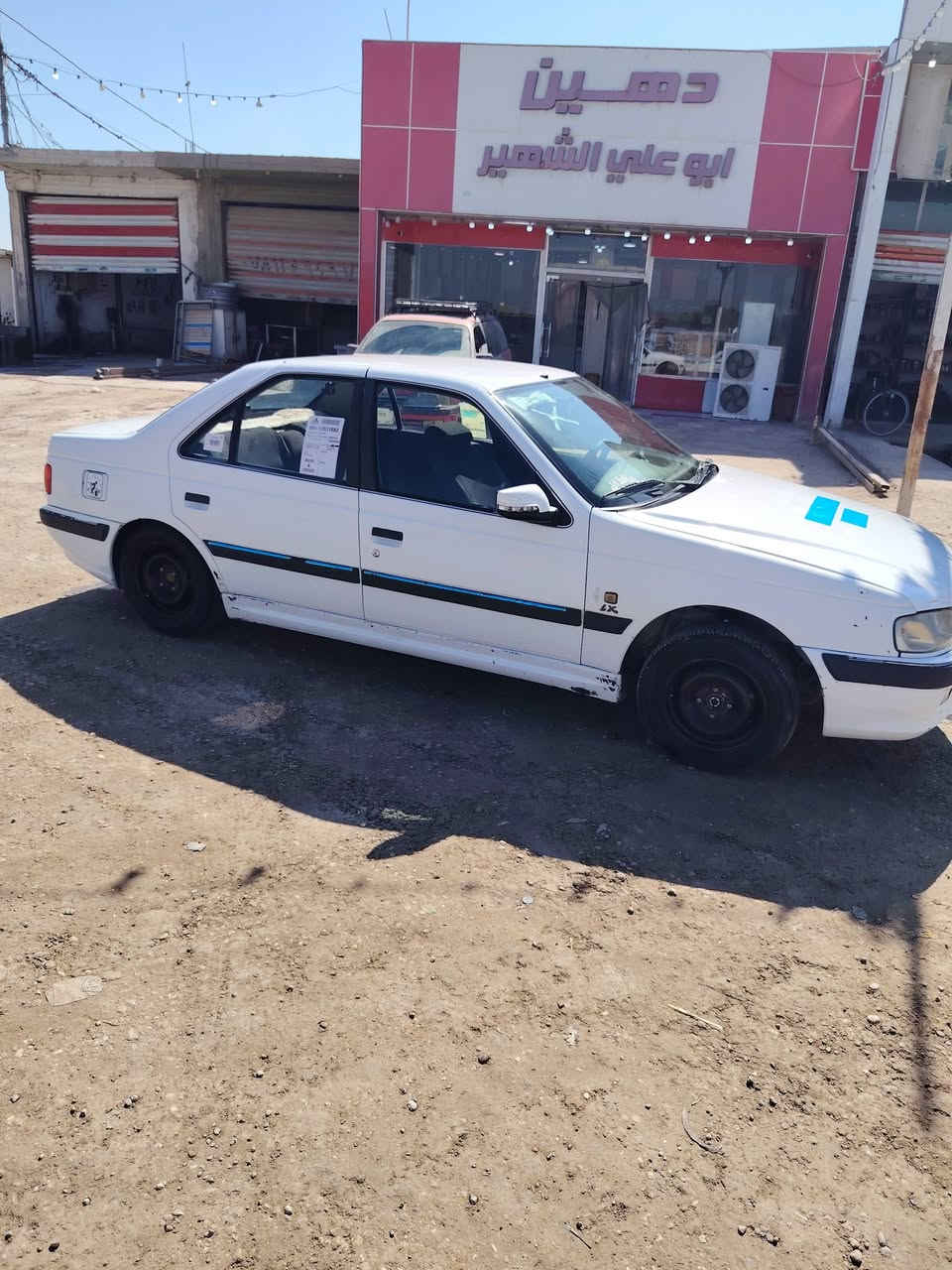 السلام عليكم بيجو بارص موديل2015 رقم كربلاء سياره نضيفه شوفت عينك السعر 47 وبيه مجال مكان بابل كفل  الشراي يتصل وبيك خير ودلل ***********
