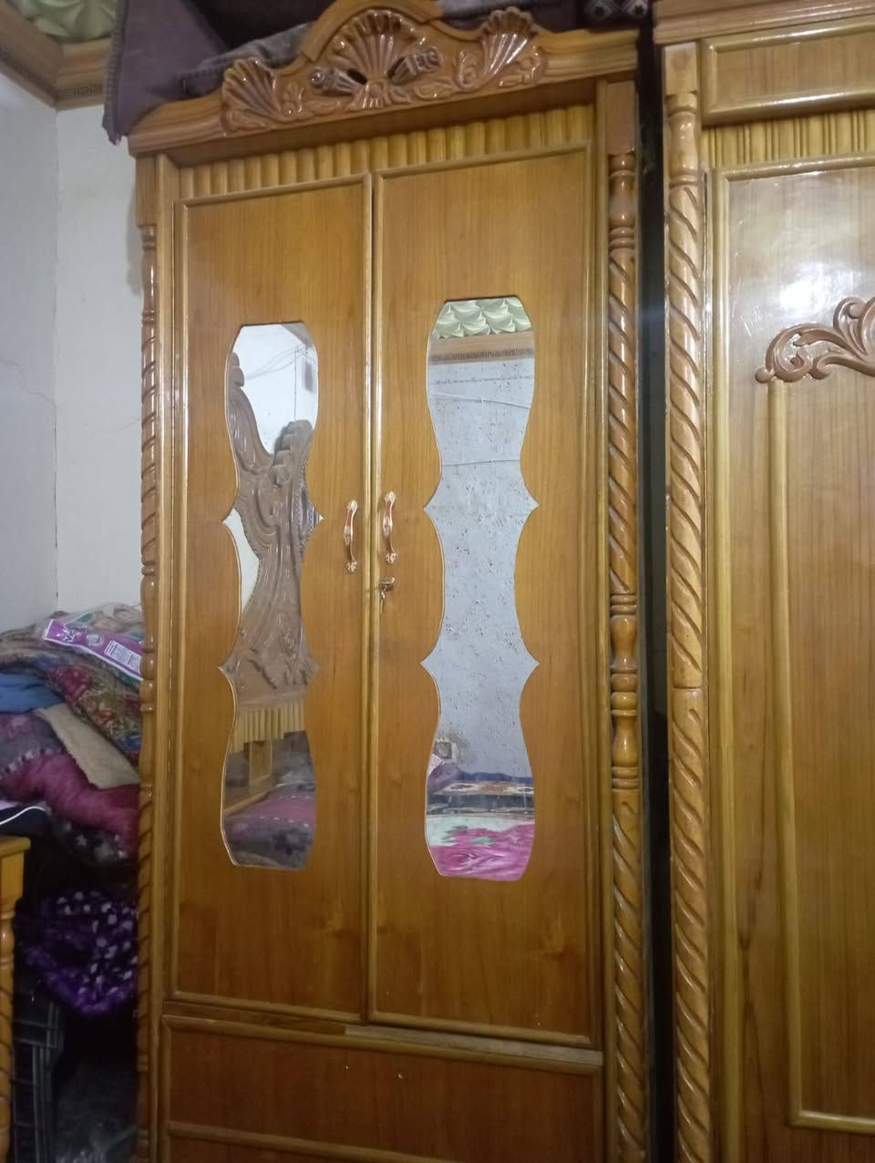 السلام عليكم
غرفه مستعمله وخشبها نظيف ب700
فقط للشراي


**إذا كنت صاحب هذا الإعلان وتريد حذفه لأي سبب، رجاءا أرسل رسالة إلى الدعم الفني**