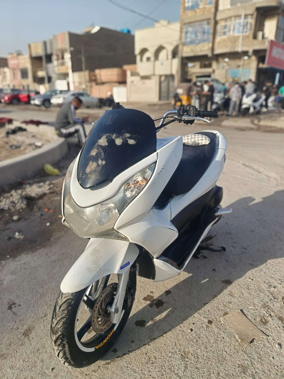 سلام عليكم بيس اكس جيل الاول موديل16 ياباني مكينه 150 دراجه شلعه معدل حلوه بيه ملحظات بكفر شويه مكينه ما فتوحه جيب فيتر وتعال افحص سعر850وبيه مجال بسيط عنوان مدينه الصدر .رقمي ***********
