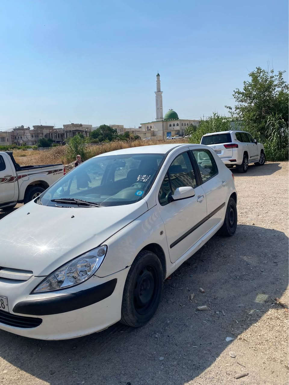 بیجۆ بۆ فرۆشتن مودیل ٢٠٠٤ دوو پەلە سبوغی هەیە بێ لێدران هەندێک جێی ساردی هەیە مەکینەو گیری بەشەرتە سەنەوی تازەیە 
سایەرەیەکی بێ مەسروفە تەبرید لە گەل سیوچ مالی دۆستە دینار مەسروفی تێدانە زۆر خاوێنە 

للبيع، سيارة بيجو موديل 2004، ناقل حركة أوتوماتيكي
بي ٢ مكان صغير صبخ كير و مكيني بشرط ، تبريد ثلج بدون دعم بدون دواخل بدون مسارف 

سيارة  للبيع مباشرة من المالك، ، ناقل حركة أوتوماتيكي. أربيل, العراق


**إذا كنت صاحب هذا الإعلان وتريد حذفه لأي سبب، رجاءا أرسل رسالة إلى الدعم الفني**