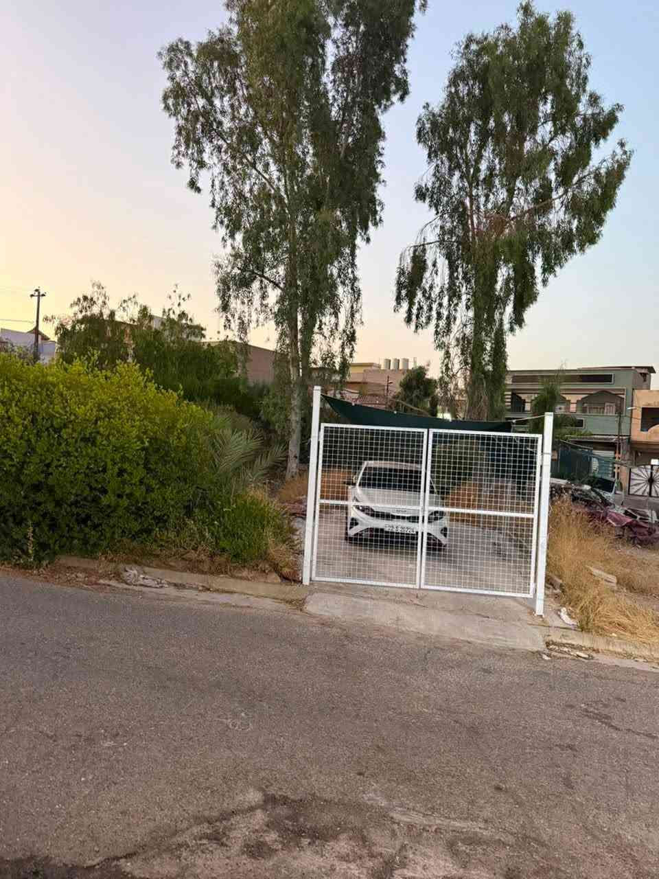 🔥🔥سعر مناسب ١٨٥ مليون قابل للتفاوض 🔥🔥

✅✅للبيع دار في الحدباء قرب جامع الغفران 🏠

مساحة ١٢٠ م واجهه ٦ طابقين مقابل الدار حديقة 🧑‍🌾 

ط اول غرفة نوم استقبال هول مطبخ صحيات 💥💥

‏طابق الثاني غرفتين نوم هول صحيات 🌍 

موقع ￼مميز ✅  

‏الاتصال والاستفسار

‏*********** ☎️

‏*********** ☎️

‏الاتصال من 12:00 ظهرا إلى التاسعة مساء ⏰ 

‏تابع الصفحة ليصلك  كل جديد 👌

🔥🔥 مكتب ياسر الحمداني لتجارة العقارات🔥🔥
