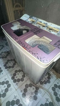 غساله حجم كبير تغسل بطانيات شغاله بس التنشيف يشكل فرته ضعيفه غساله جدي...