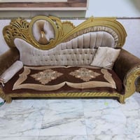 ٣ قنفات • كاطون رازي • مكتب بيروت