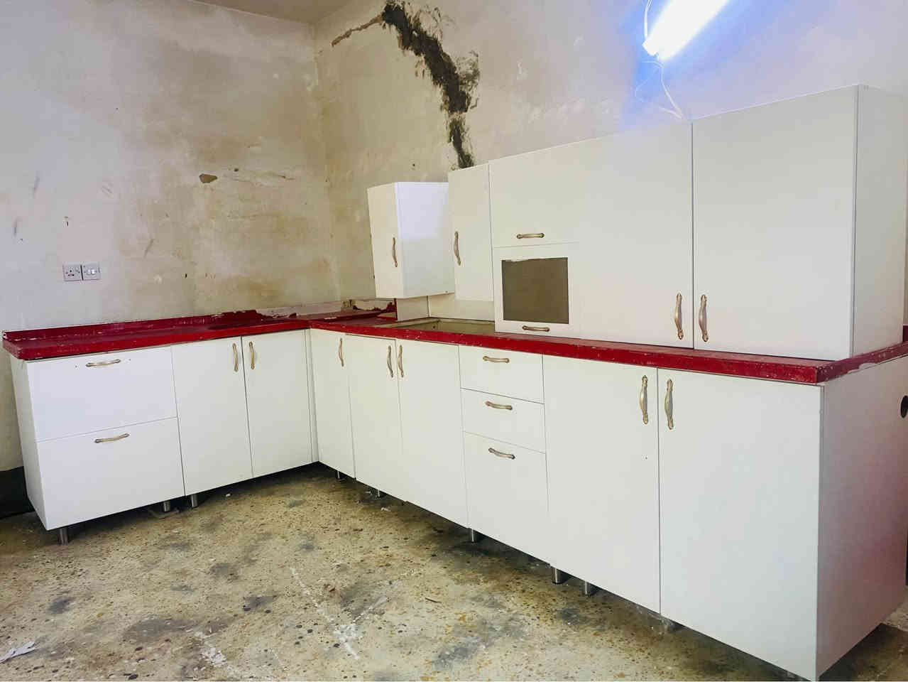 مزاد انس الوندي 

كاونتر خشب mdf فر تركي شغل ايد كامل مرمر كلش نظيف قياس الكلي 5امتار و30 سم طرف السنك مترين وطرف الكاونتر 330سم سعر 450 الف 

للبيع والمراوس مراسله الصفحه او اتصال بالرقم 

***********

عنوان بختياري اول شارع السيطره قبل خليل ابو باله خناقين, ديالى
