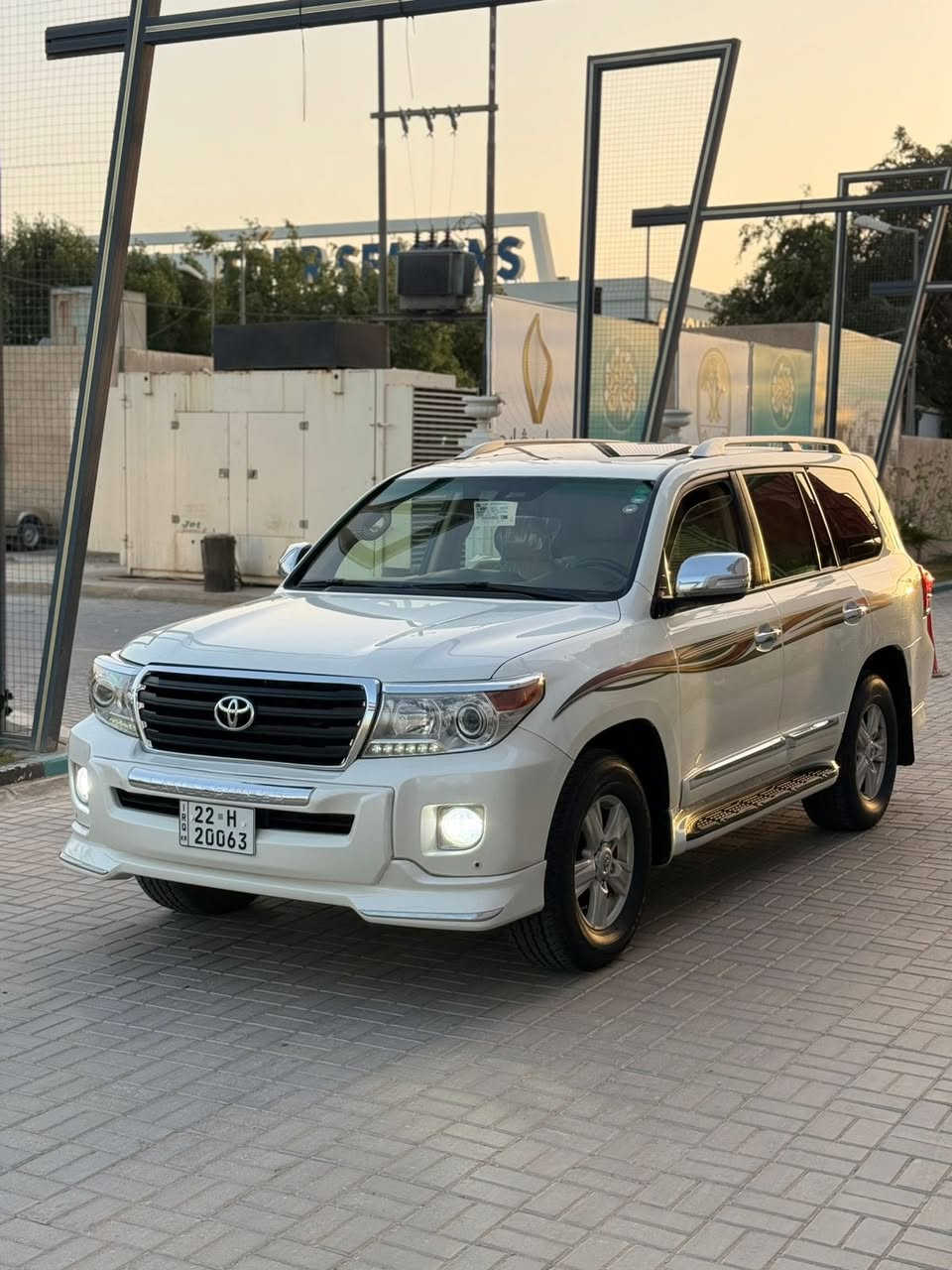 تيوتا لاندكروز GXR للبيع موديل ٢٠١٢
سلام عليكم 
تيوتا لاندكروز GXR للبيع موديل ٢٠١٢
 بدون مراوس 
6 سلندر
مكفوله من ( الضربه والصبغ والتبديل )
 سياره فول مواصفات بصمه فتحه تخم تاير جديد حداديه جديده 
 السياره ارقام جديده رقم اربيل 
 ماشيه ١٨٠
  سياره جديده بالعافيه ع  ياخذه
مكان السياره نجف كلشي كدامكم واضح السونار مرفق غير متواجد ع فيس الاتصال ع رقم فقط مع الصور***********
