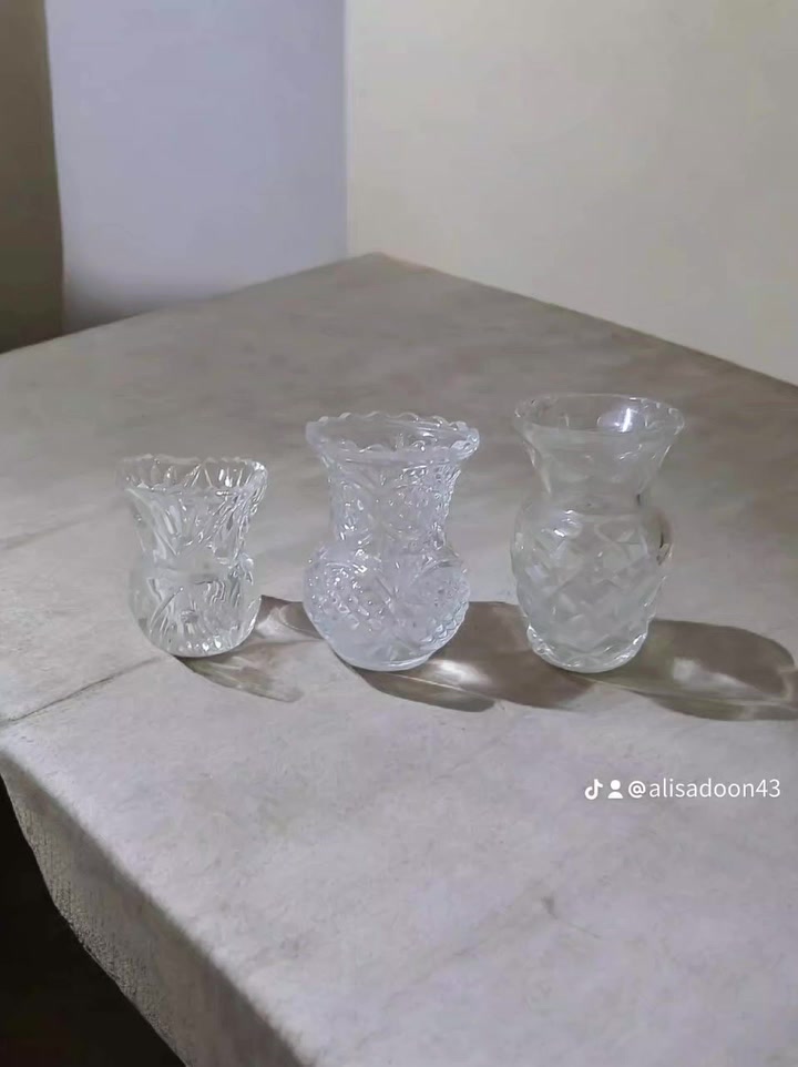 صباح الخير للجميع مجموعة رائعة من  تحفيات الكرستال البلجيكي كل صورة وسعرها


**إذا كنت صاحب هذا الإعلان وتريد حذفه لأي سبب، رجاءا أرسل رسالة إلى الدعم الفني**