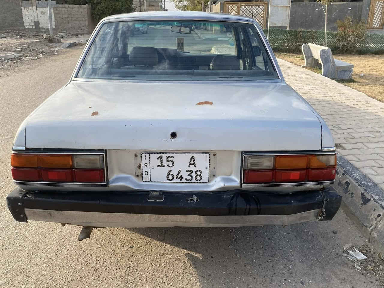 السلام عليكم حبايب 
كرونه ١٩٨١ للبيع 
رقم أنبار دولي بسمي 
مكينه كير نضاف كير عادي أربع نمر 
تبريد شرط ثلج ثلج مكاني كربلاء 
كهربائيات شغاله كلها  وباتري قبل يومين جديد 
 السعر ٣١ وبيها مجال للشراي تعال شوفها وبيك خير وتدلل ***********
