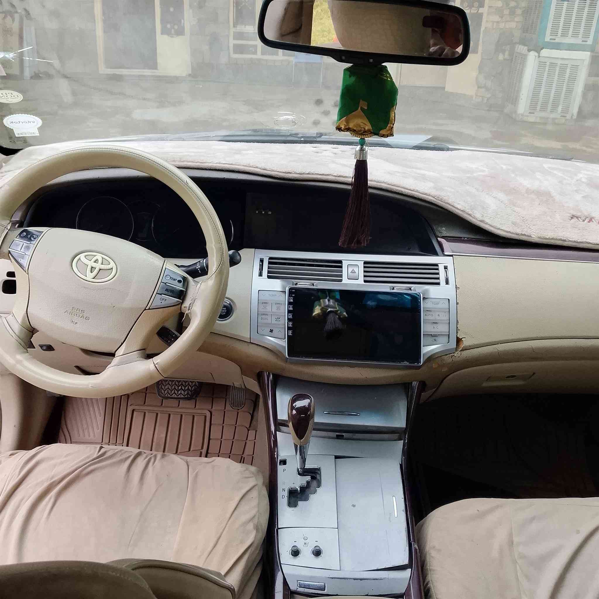 لسلام عليكم افلون للبيع موديل 2009رقم بغداد تحويل ثاني يوم صبغ عام بدون لاضربة ولاكصة كير محرك كفالة عامة تخم تاير ***********
