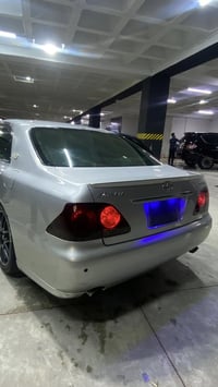 ٢٠٠٧ • مقاعد جلد • سقف سلايد