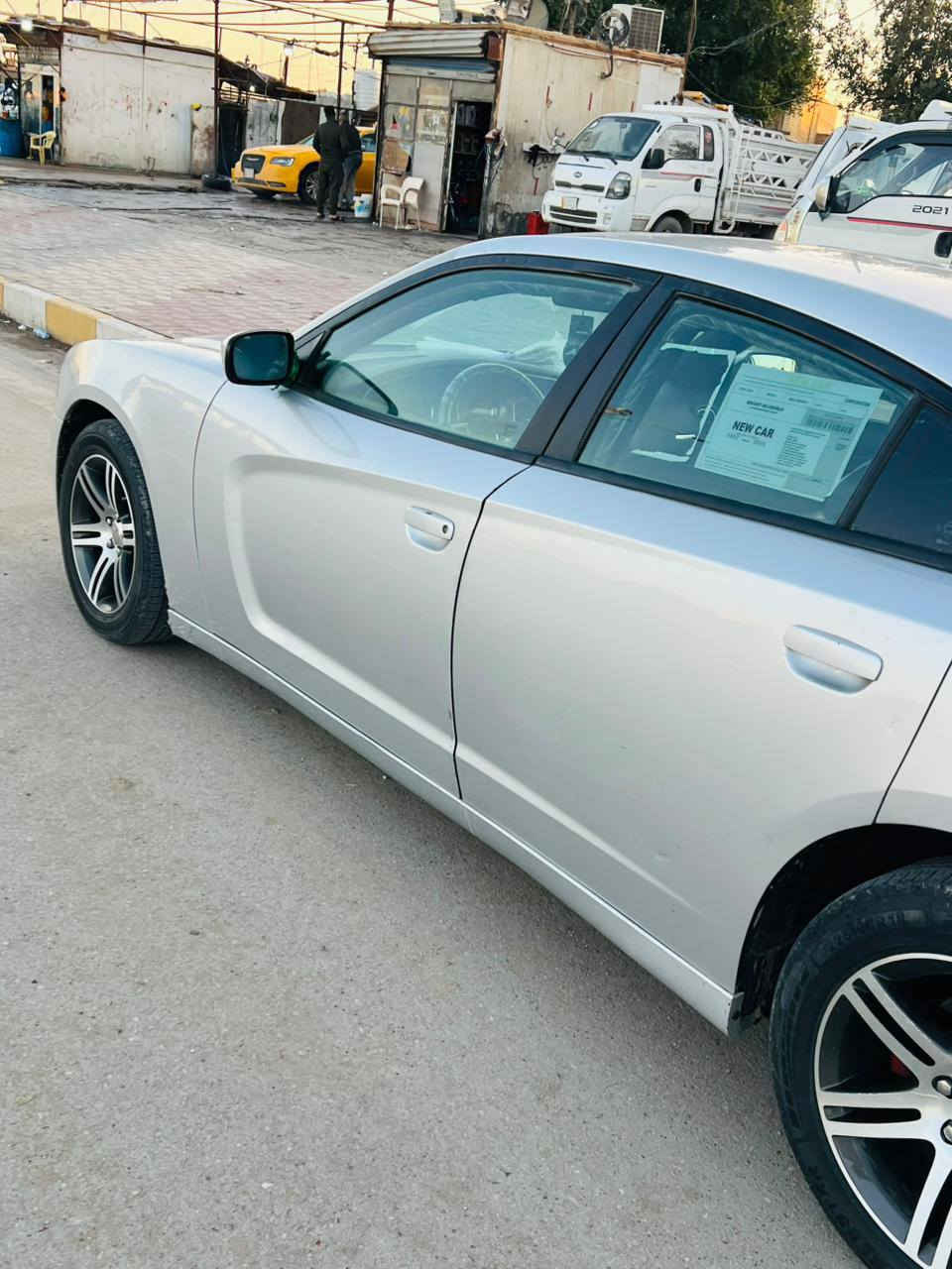 اسلام عليكم
للبيع موديل 12
رقم بغداد وبسمي لل 2030
مكينه جديده توني شادها كير واكسن مكفولات
حداده قبل 20يوم. كلها ذابها ورا وكدام 
غرفه جديده منضومه تبريد جديده  
لسعر 137 وبيها مجال 
مكان ناصريه 
للستفسار ***********
