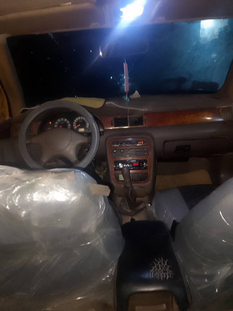 السلام عليكم ورحمة الله وبركاتة سمند للبيع  موديل 2010
مصفرة هيئه وغرامات  سنويه نهايه2028
***********اتصل على هذا ارقم وبيك خير وتدلل
السعر 27وبيها مجال لشراي
