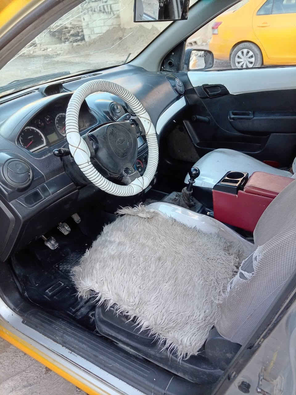 شوف ليت افيو تكسي 7 للبيع  بسمي رقم كركوك مامة وجد عاى النت***********
