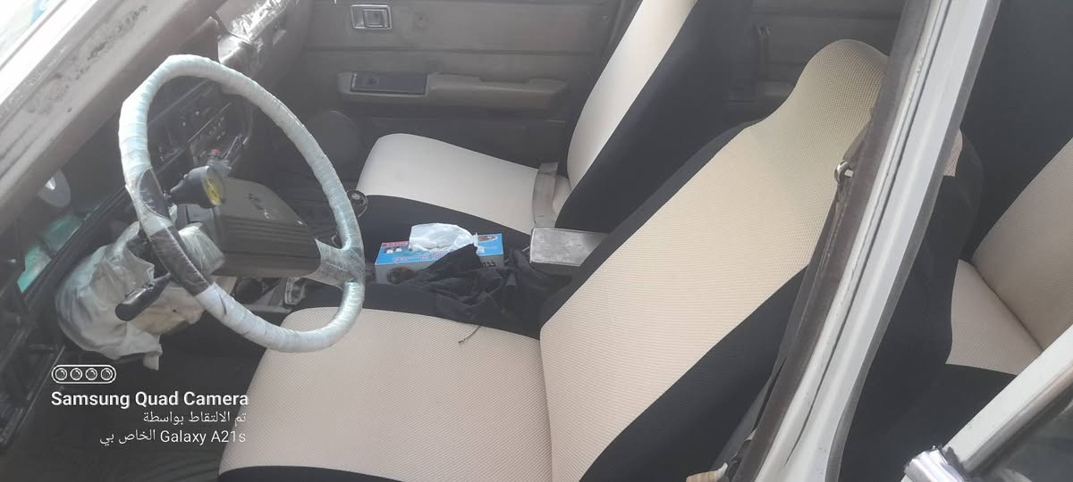 من رخصه الادمن سوبر 82مكينه ابلادي كير عادي بيهه خيط تبخير مصبوغه احزام وكدام عينك الصور  عنواني الحريه مقابل العاب هاشم الفنجان الدولعي زراعي البوعامر  *********** السعر 35
