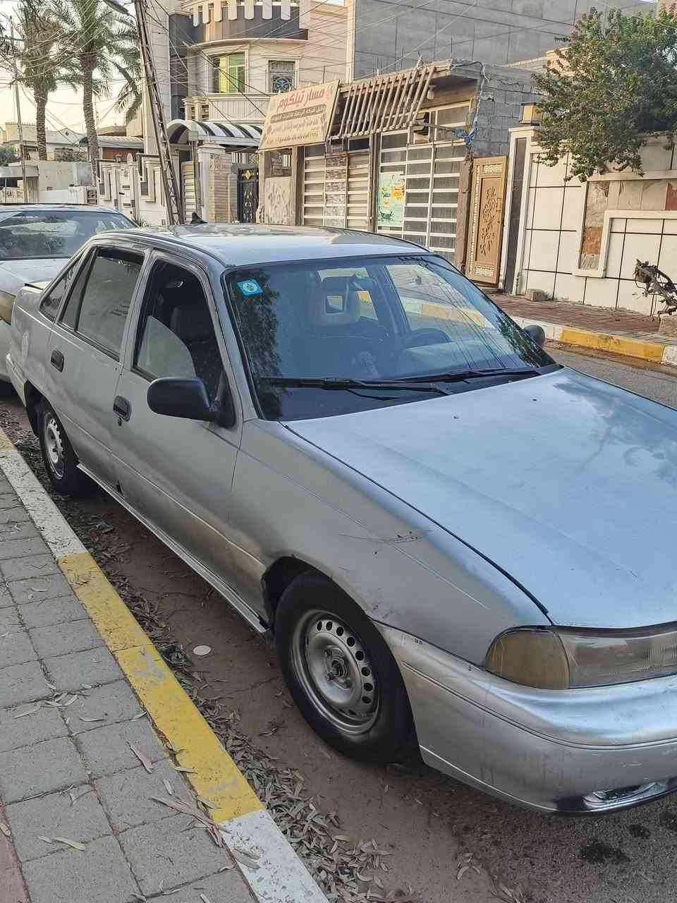السلام عليكم اخوان
دايو سلو 
موديل 1995
كير عادي
رقم انبار 
السيارة تحويل مباشر 
السعر 17ورقة 
للستفسار ***********
