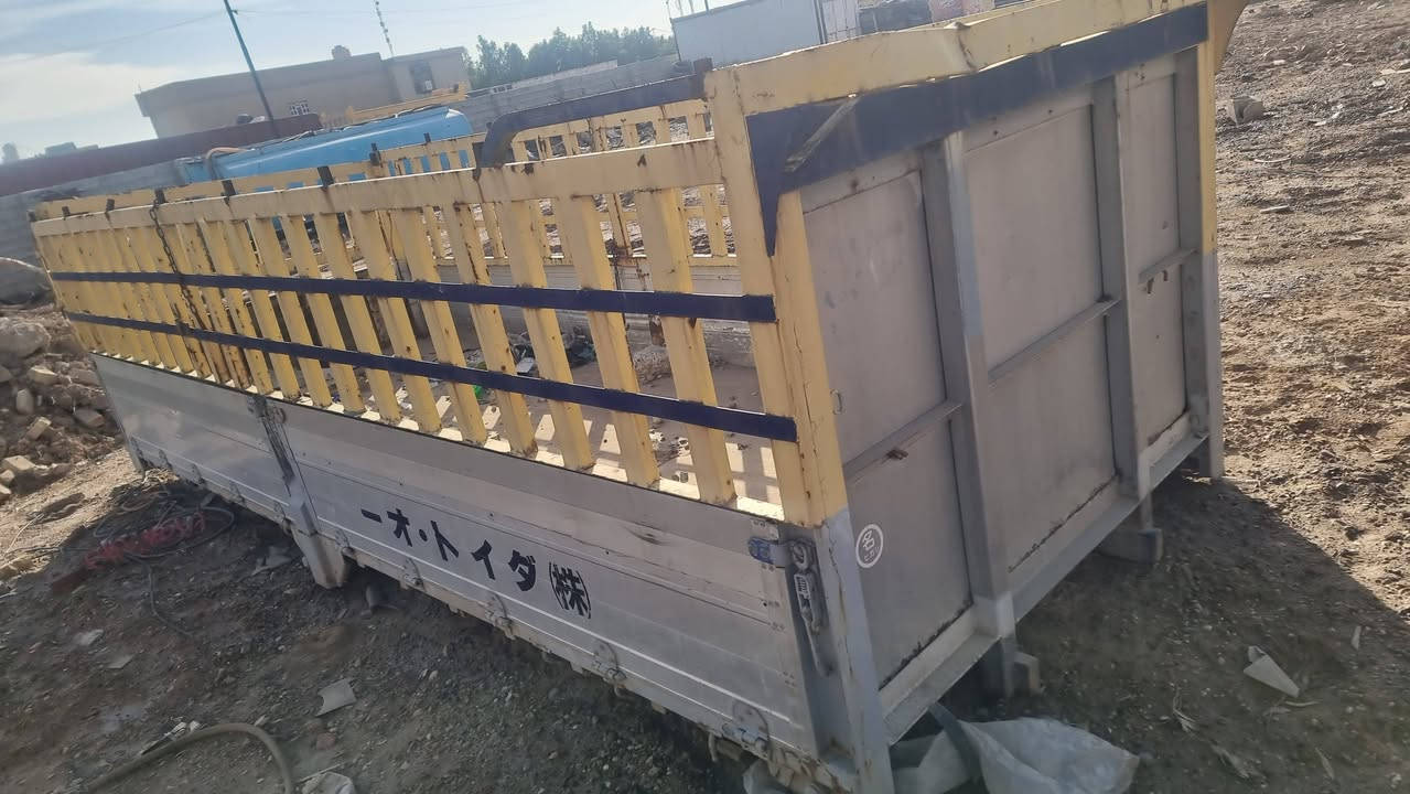 ***********
***********
