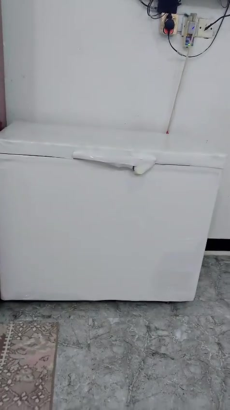 مجمد البيع حجم وسط تجميد خير من الله ماداخله تصليح سعر 150وبيها مجال


**إذا كنت صاحب هذا الإعلان وتريد حذفه لأي سبب، رجاءا أرسل رسالة إلى الدعم الفني**