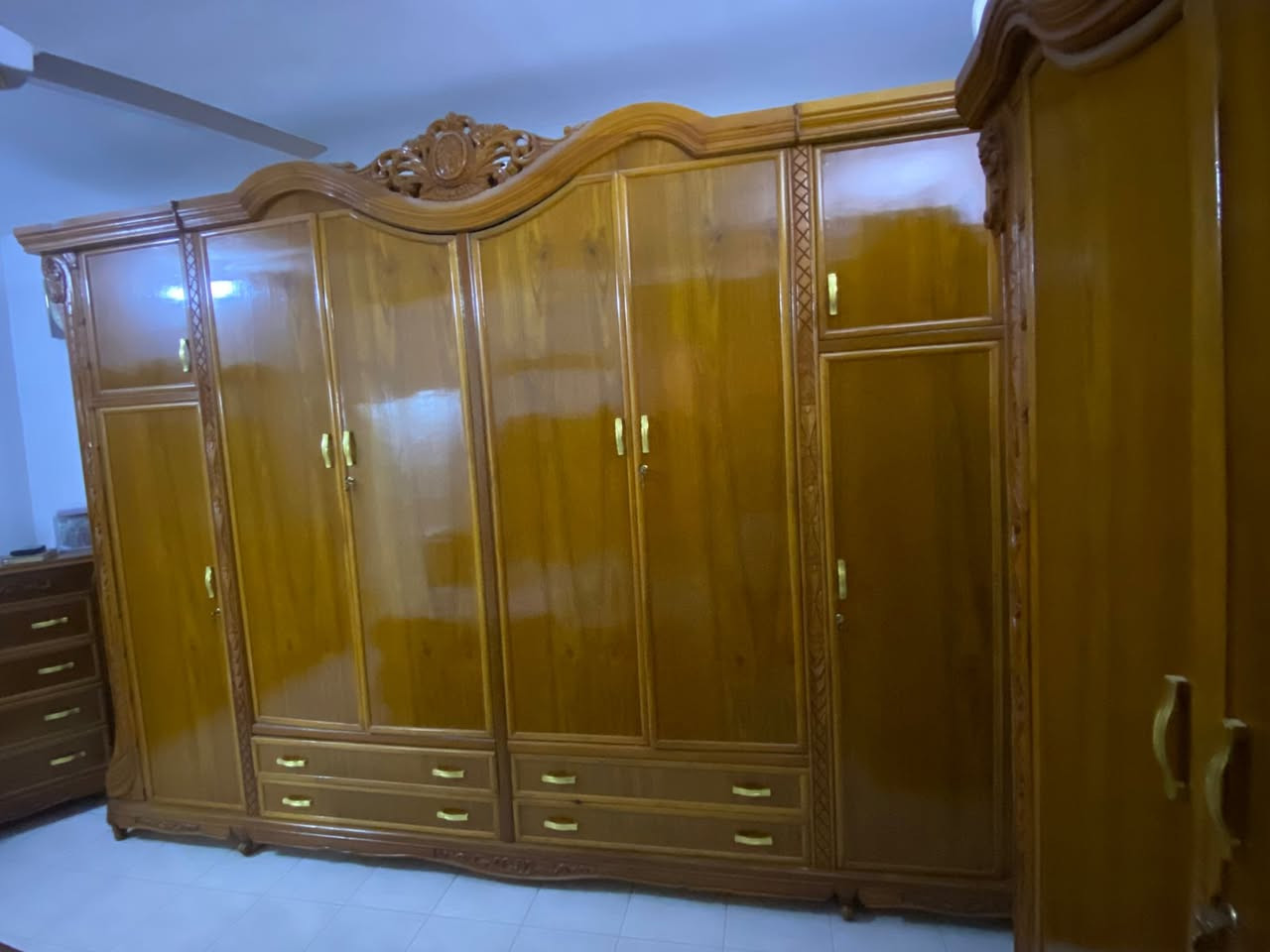 سلام عليكم ورحمة الله
غرفة نوم صاج عراقي  شغل الصالحية.
نظافة 99% كما مبيين في الصور.
رايدها بمليون و900
لتواصل ***********
بغداد/ بغداد الجديدة/ حي الامين الثانية
