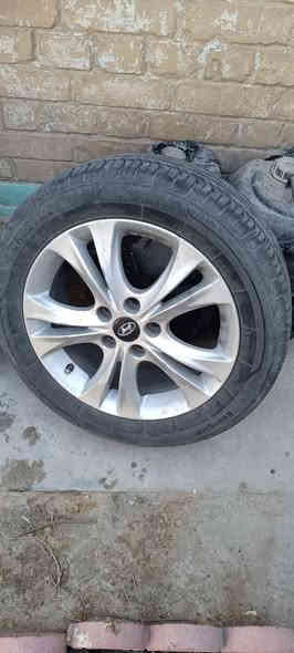 ويل سوناتا 17خليجي اصلي اخو الجديد مع إطارات نص عمر السعر 250الف الرقم ***********
