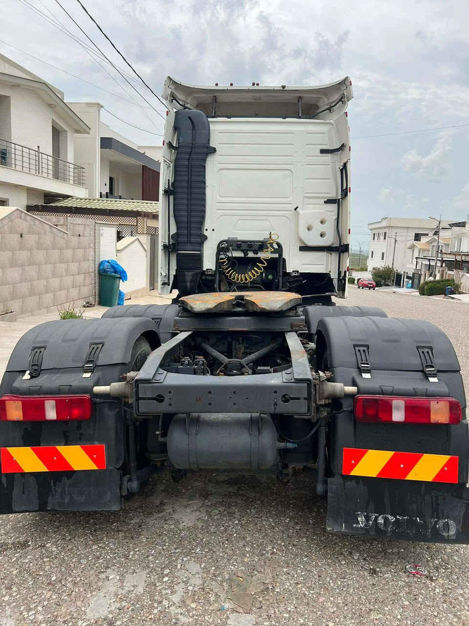 فالفو شيطان سنكل امامي حجم 460 كير اوتماتيك هاف قماره 3خطوط مرسمه سايلو فصل وربط شرط كير محرك شرط شاصي مكفول قماره بدون صبغ سياره جاهزه بدون نقص شرط التحويل 
موديل 2006
عنوان كركوك طريق المطار مقابل جسر حزيران 
معرض المتوكل 
***********
***********
***********
