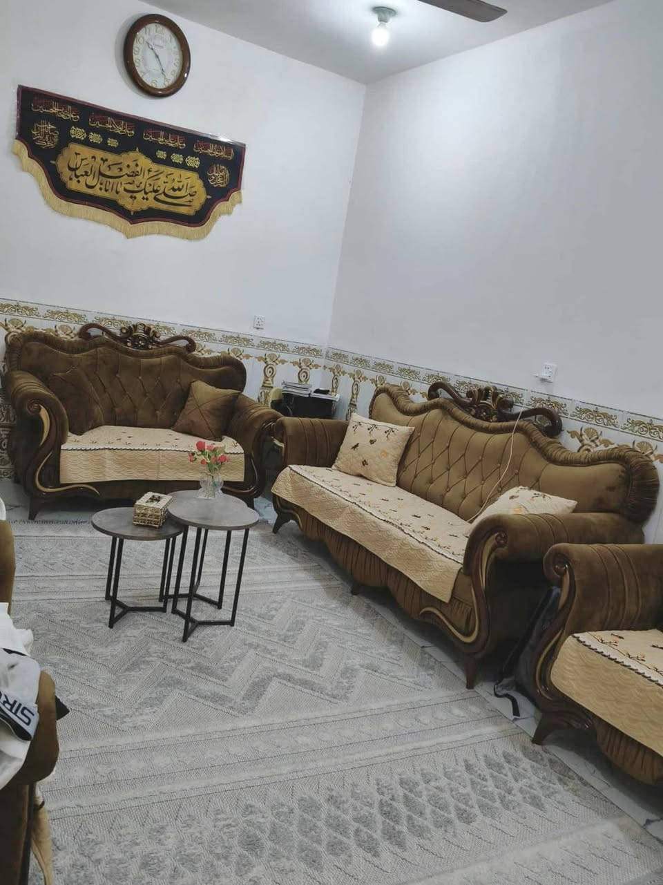 #إعلان رقم (190)

       // دار زراعي للبيع المكان الـ معالي //
 
#التفاصيل 

 الـ معالي قرب مدرسة الخلود 
سنة البناء  _2021 _
طابوك سقف عكادة  
عرض الشارع _7 _م _ قريب لشارع الرئيسي 
مساحة_ ١٠٧ _ م _ واجه 8 ونص _ م

يحتوي على غرفه وبراني وصاله ومطبخ وصحيات  داخليه و خارجية ومنور وطارمة 
الارضيه بورسلين 
وجدار سيراميك وابياض 
السطح صبه ارتفاع _10_ سم معمول علىه ايزوكام

#ملاحضه(( السعر ٢٣ وبي مجال ))

#الاستفسار اكثر مراجعة مكتبنا او مراسلة الصفحة او الاتصال على الرقم ادناه 

#العراق _ السماوة _حي العسكري _ قرب جامع الامام علي (ع)

#رقم المكتب_ ***********_سيد ولاء
                         _ *********** _ابو حسين                                                  
 
              #الخارطة للاستثمار العقاري #
                         _خدمات عقارية_
