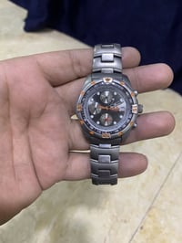 ساعات • للبيع