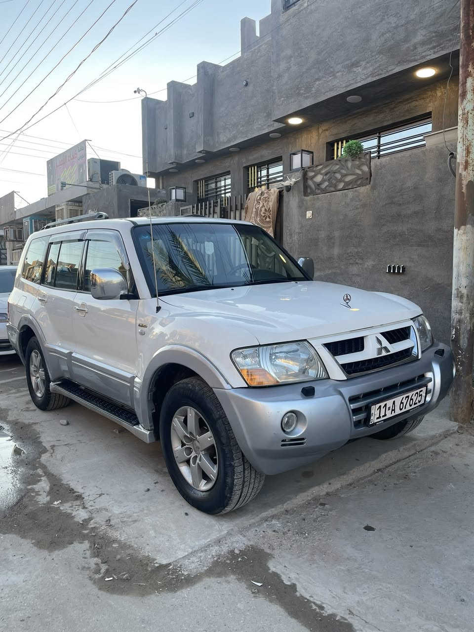 باجيرو خليجي 2006
كفاله السياره 
رقم بغداد الجديد سنويه لل 2027
تخم تاير 
كير ومكينه كفاله  
مكينه 3800
عليها ادامه كامله سياره جاهزه مو كل شي 
زنون عالي وناصي اصلي 
مكان بغداد ابو غريب 
تواصل ‭0787 343 9746‬
سعر 95$ 
سونار مع الصور
