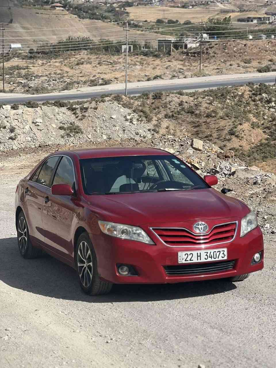 Toyota camry 
ئەمریکی مواسەفات le گوشن کارەبا سوکان ڤۆلیۆم قفل مەرکەزی تعدید سرعە دەبڵ گێڕ 
تڕاکشن شاشە کامیرە عاسە لایت زینۆن شتێکی نمونەیە بەناوی خۆمە ڕەقەمو سەنەوی نوێیە 
بوخارو دیجتاڵ بەشەرت 
بێ ساردەکوت بێ کاڵ بونەوە
پێشو پشتی کەپسە 
ڕقم تلفون سیارەکە هیمن نیە بۆ خاوەنی بکەن
*********** أربيل, العراق
