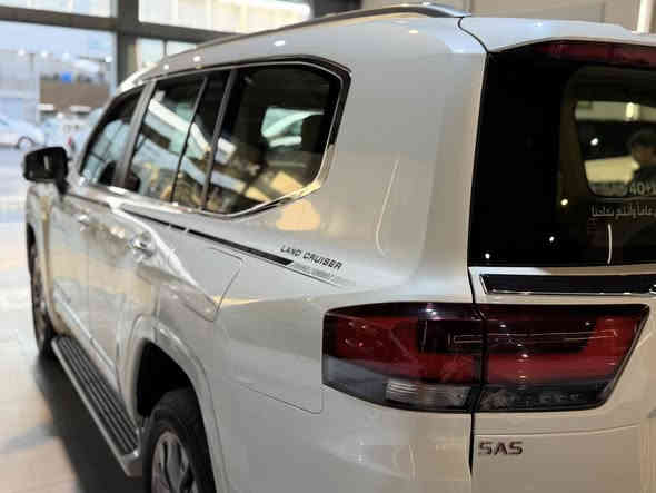 جكسارة لاندكروز GXR 2024 شركة SAS
كلين كفاله عامة سيارة حلوة ونظيفة مال جناي 
مواصفاتها معروفة 
ماشية 45 الف كييلو متر
السعر 715 وبيها مجال بسيط 
للاستفسار الاتصال 
***********
