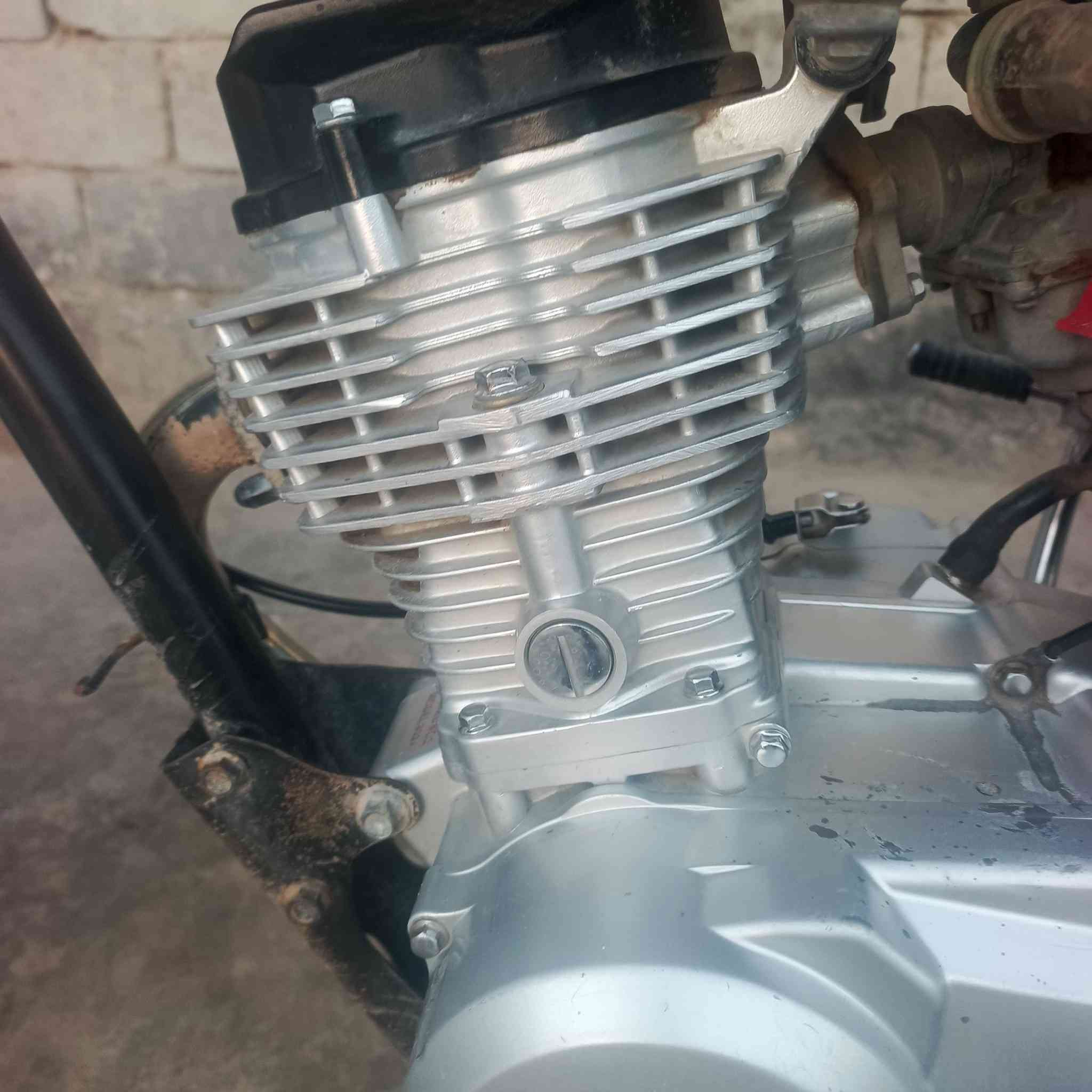 24 اوراق السعر السعر 525 قرب جامعه بابل ***********
