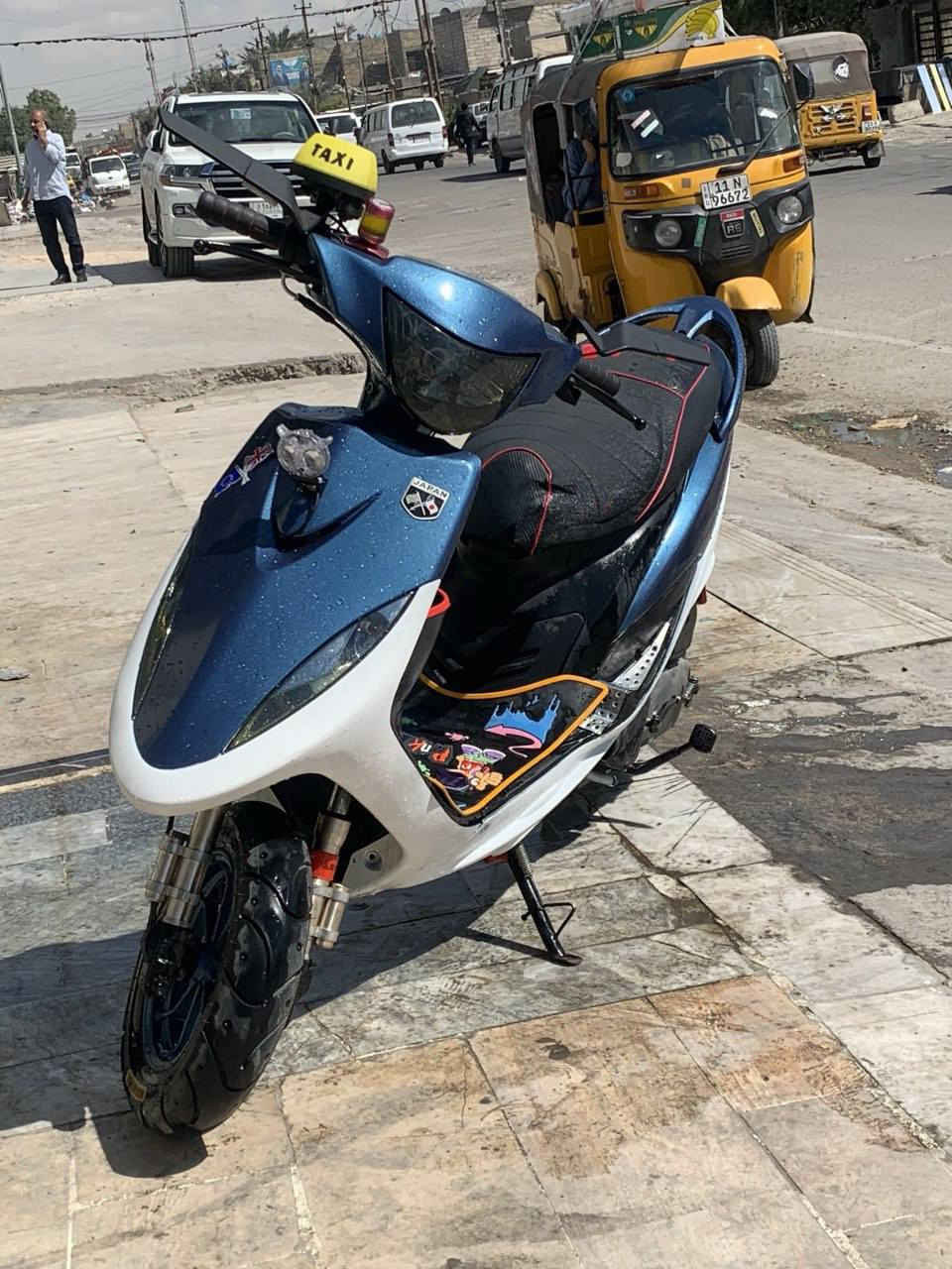 السلام عليكم رمضان كريم
للبيع دراجة ماكس عدلة صاروخ بوشه 55 تزويد ويل رياضي  دبلات امامي  رياضي دبل خلفي 7 الوان مري اف فور ام بي ثري  عمبار رياضي ولباقي كدام عينك شلعه هاون معدل شرط 120 ويعبر دراجة خير من الله ماذب عليها ربع وبل عافيه عل ياخذها مكاني البلديات *********** مرتضى سعر 750 الف اوراق موجودة
