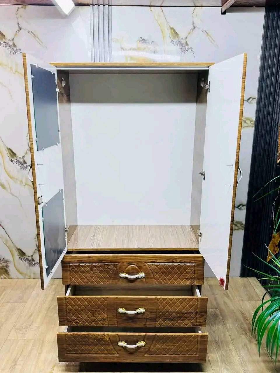 للحجز والاستفسار ***********
