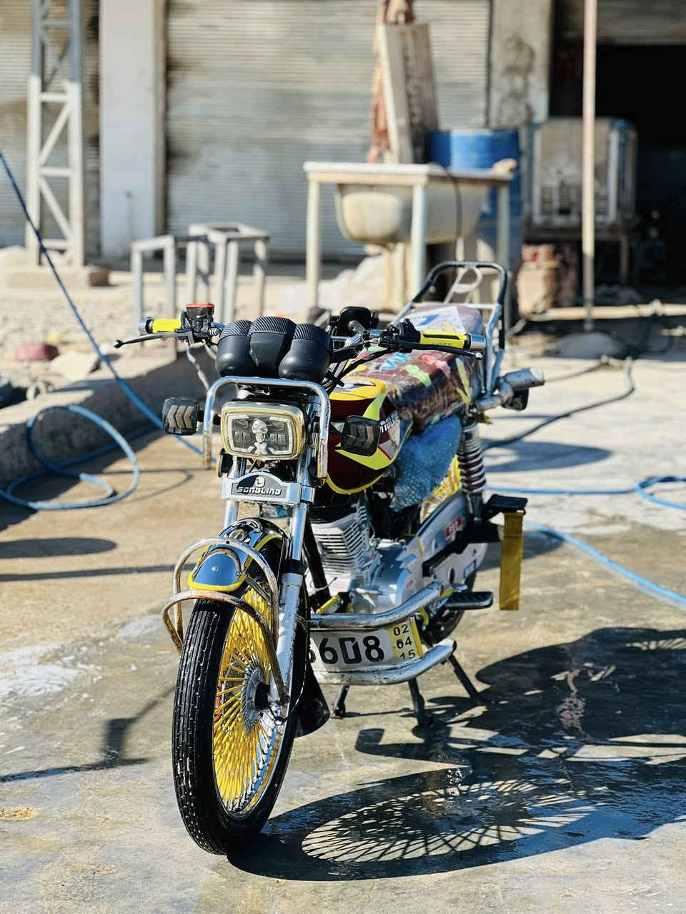 تايكر موديل 24 مكفوله كفاله عامه 

كلشي شغال بيها 

كهربائيات 

اوراق كامله 

شاشه الكترونيه 

مكينه نضيفه 100%

نضافه 100%

شراي تعال خاص 
***********
