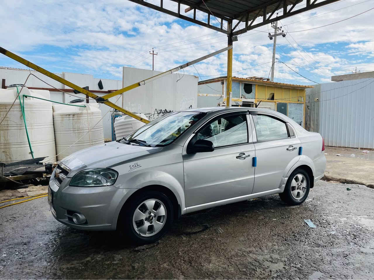 سلام عليكم  

السعر 74 وبيه مجال 

افيو 2015 البيع كير عادي 

مكينه مفتوح 

جام اوتماتيك

5 ويلكب 

رقم أربيل وكاله او تحويل 

 بيه بارد شبرين فقط ولباقي كفاله عامه 

مكينه كير تبريد حداديه مكفولات تخم تاير جديد 

مكان سياره نجف *********** النجف, العراق
