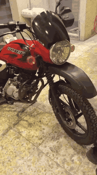 سلام عليكم بوكسر اوراق اصوليه 7شرط ترقيم لتصوير لبارحه بليل ليوم شديتله بلوجكتارات ب40 الف لاصلي وصندوك جديد وبي بلوجكترات خلفيه قويه مال خباثه  وهورنات يوكن طاط لاصلي صوا اذا مو يطرش مرجوك مكاني بغداد سيديه ***********سعر 1800وبيه مجال دراجه نظيفه مال جناي
