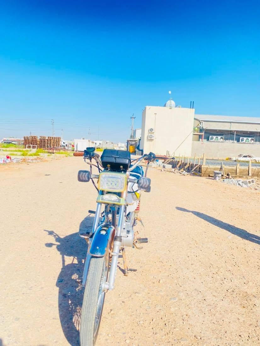السلام عليكم دراجة للبيع تايكر مديل 25 سعر 525وبيها مجال العنوان صناعه ثالثه رقم ***********
