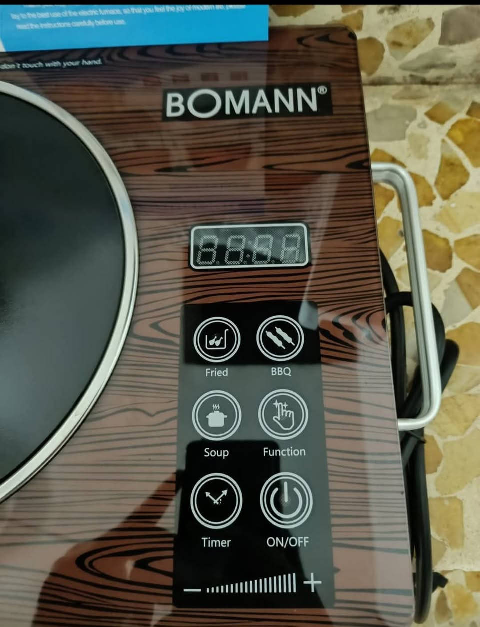 طباخ كهربائي للبيع من هذا الالماني الاصلي والسعر كلش مناسب السعر 19 الف مكاني موصل حي سومر هذا الرقم اذا ما حصلتني على الرقم تعال خاص. 0788 681 0705
