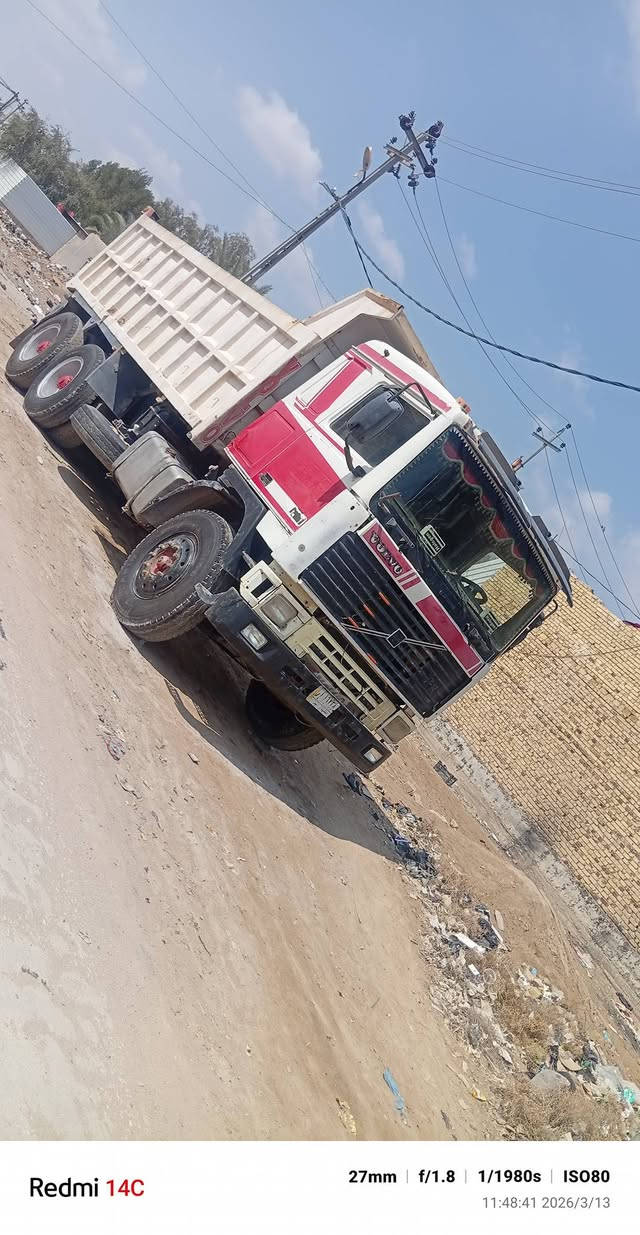 فالفو اف 12 للبيع موديل 81مكينه 12تبخير وتنقص قليل كير 3 3وطايف مجموعه 14 خفيفه تايرات عوزهن زوج رقم قادسيه بسمي سنويه 29  بيع او مراوس حسب قناعه سعره ب١٥٠ بيه مجال مكان ديوانيه قضاء عفك ***********
