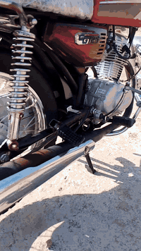 لبيع دراجه اربع كير نامه سعر 600 وبيه مجال قليل لشراي يتصل على هذه رقم...