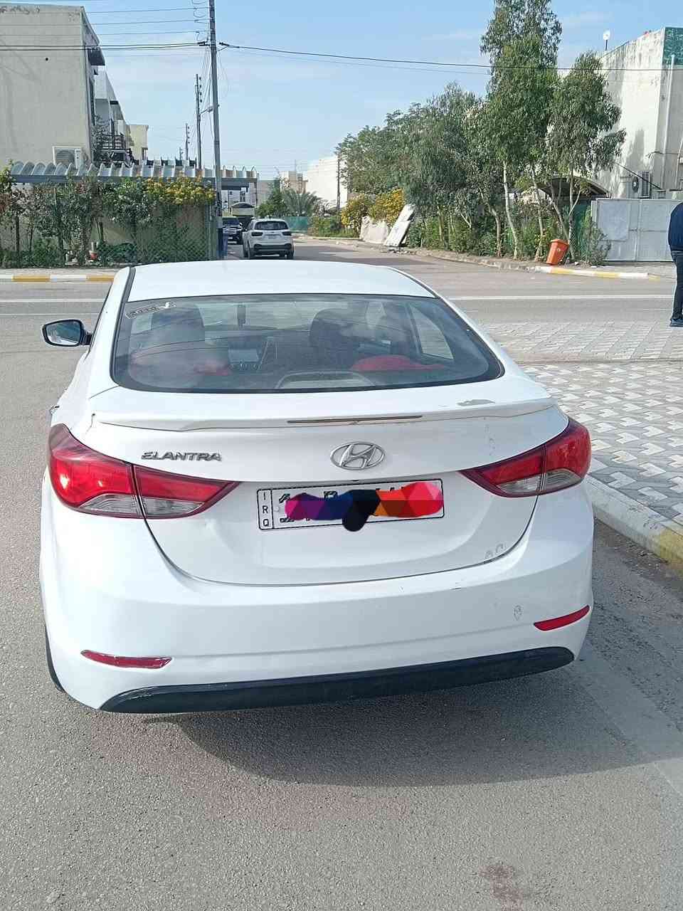 موديل 16 
محرك 1800
السيارة  كفاله ما عدا طخات بالباب  والدعاميه  
فتحة قماره 
تبريد قطعتين  رقم انكليزي بصرة
عنوان ناصريه مركز 
الرقم #***********
