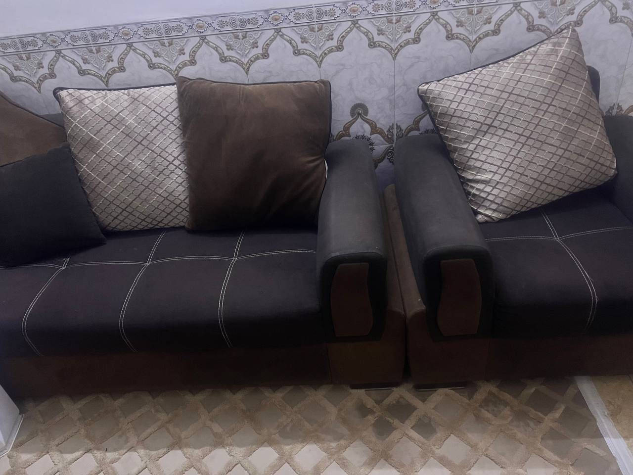 تخم باب اول ١٠مقاعد  للبيع قيم واخذ وميز بلازما كلش كلش ثكل واصلي للبيع


**إذا كنت صاحب هذا الإعلان وتريد حذفه لأي سبب، رجاءا أرسل رسالة إلى الدعم الفني**