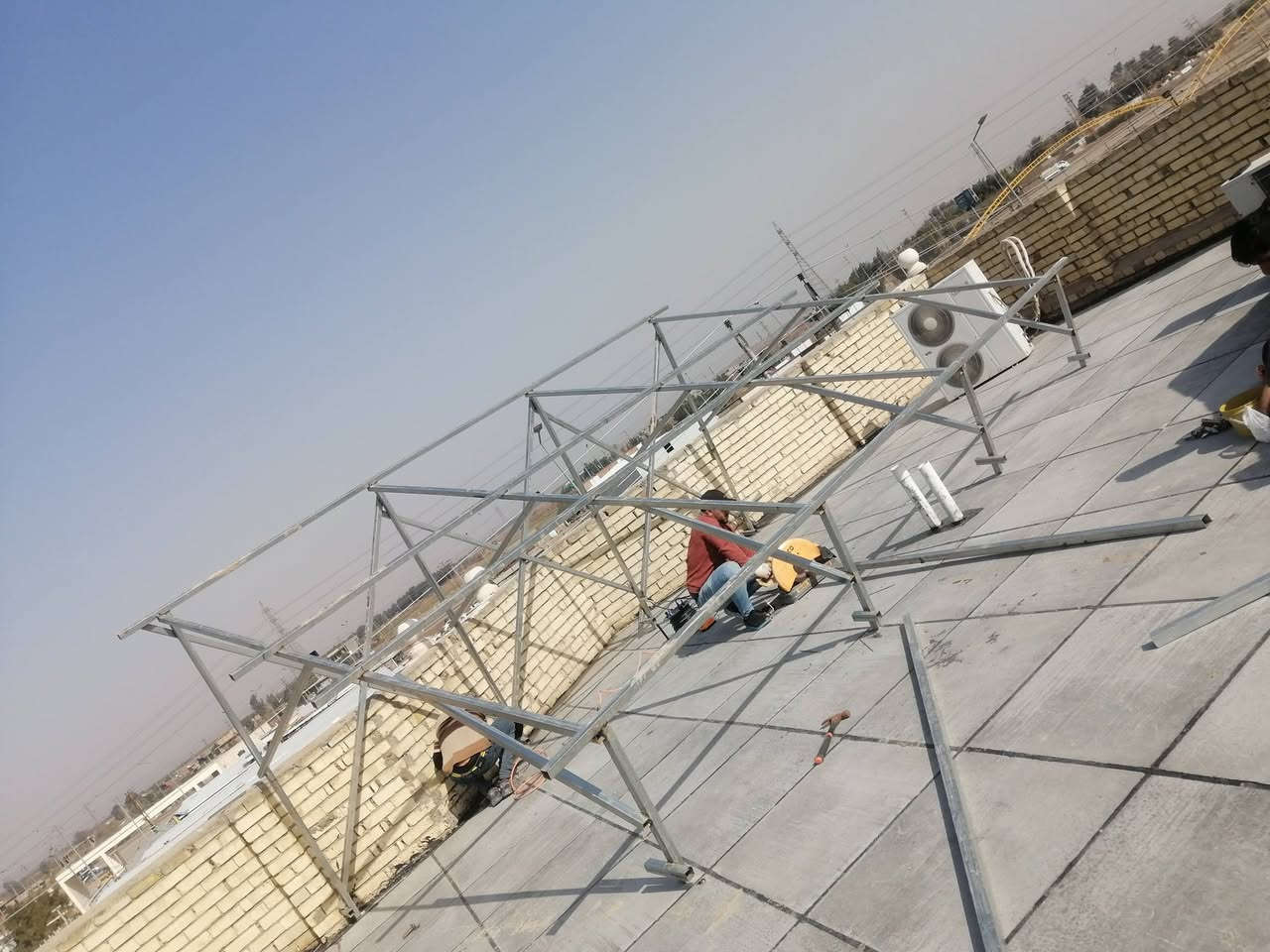 على بركة الله تم تنصيب منظومة طاقة شمسية بأشراف كادر هندسي مختص في الطاقة المتجددة محافظة واسط  ناحية سيد الشهداء المزرعه الاخ رسول الشمري    بقدرة 20
بطارية SRNE حجم 16k
انفيرتر Growatt حجم 6k

 امبير ليلي نهاري مكونات المنظومة 
الواح لونجي عدد 10

مستعدون لتجهيز و تنصيب منضومات الطاقة الشمسية
جودة في العمل وكفاءة النظام وصحة الحسابات  

:
✅ضمان الألواح  15 سنة 
✅ضمان البطارية 🔋 5 سنوات (البطارية ليثيوم )
✅ضمان الانفيرتر 2 سنة 
يوجد لدينا نظام النقد
ويوجد نظام أقساط 

احجز منظومتك ويانا  
__________________
للأستفسار موقعنا واسط قضاء العزيزية مقابل مركز الشرطة 
م مهند الشمري ***********
***********
النور لمشاريع الطاقة الشمسية 
مدينة العزيزية
مكتب النور لمشاريع الطاقة الشمسية
